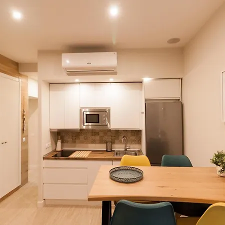 Apartment - Patio 1812 *