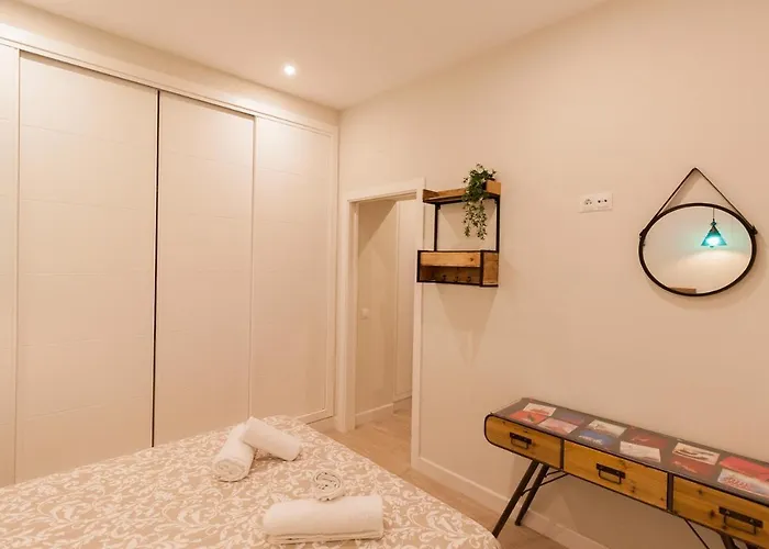 - Patio 1812 * Cadiz