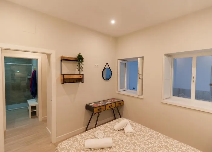 - Patio 1812 Καντίζ